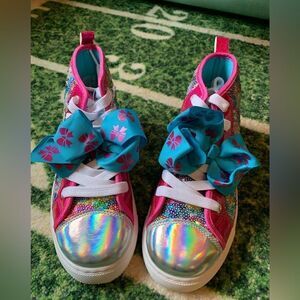 JoJo Siwa sequin high too shoes. Size 4